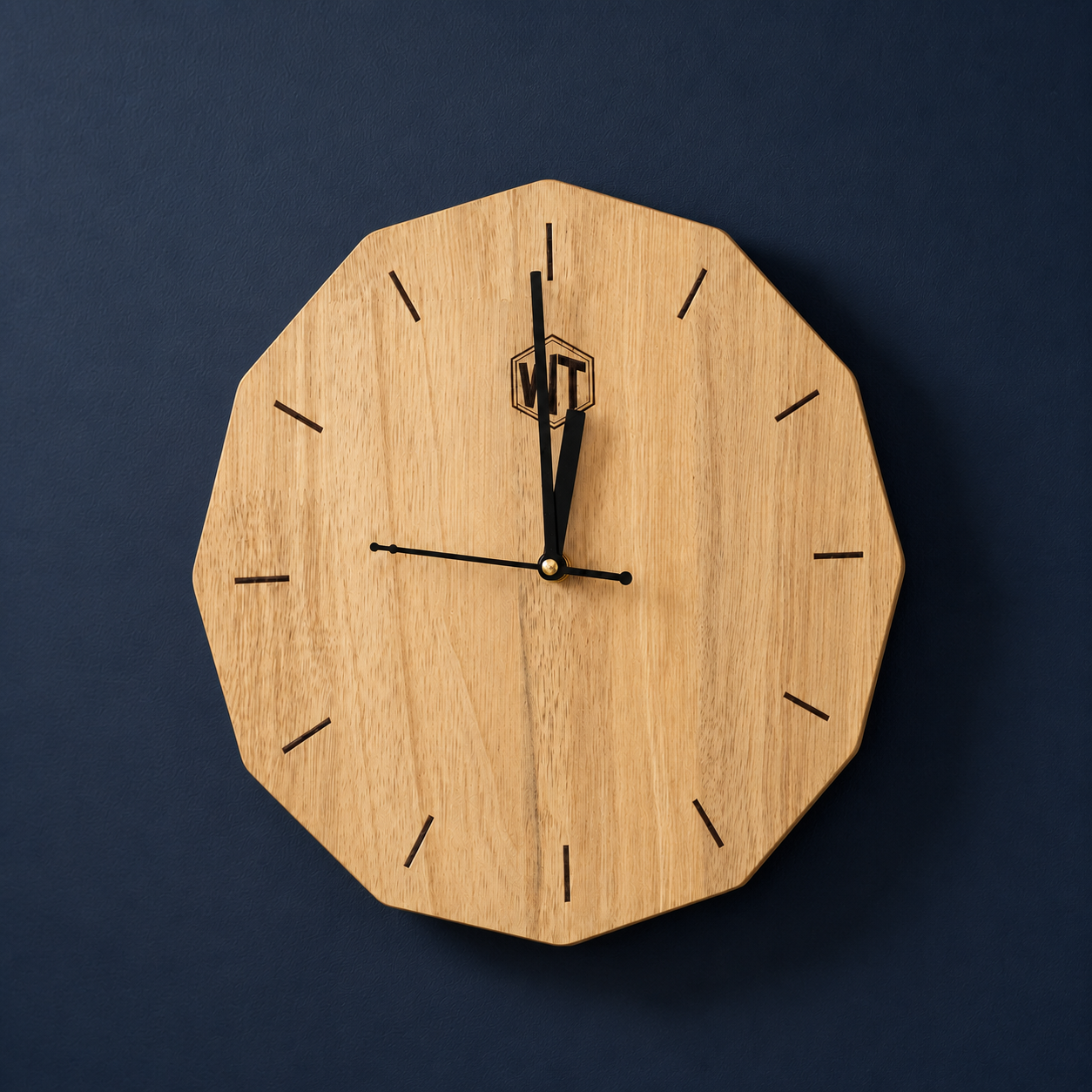 12-Sided Wooden Wall Clock – Geometric Dodecagon Design