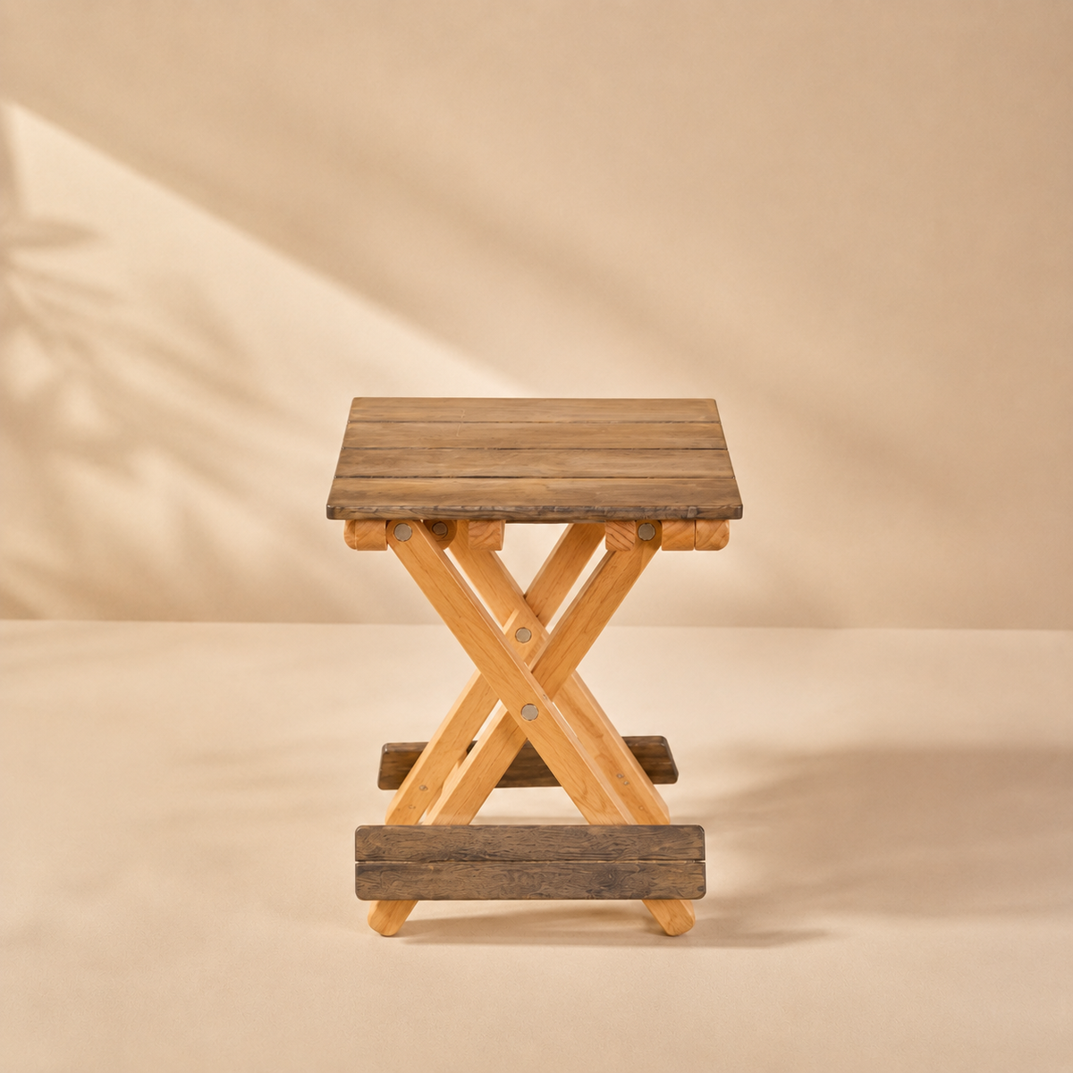 Foldable Compact Wood Stool: Stylish and Practical Seating Solution