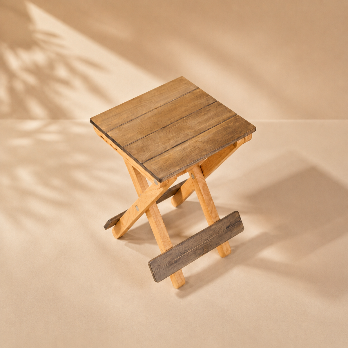 Foldable Compact Wood Stool: Stylish and Practical Seating Solution